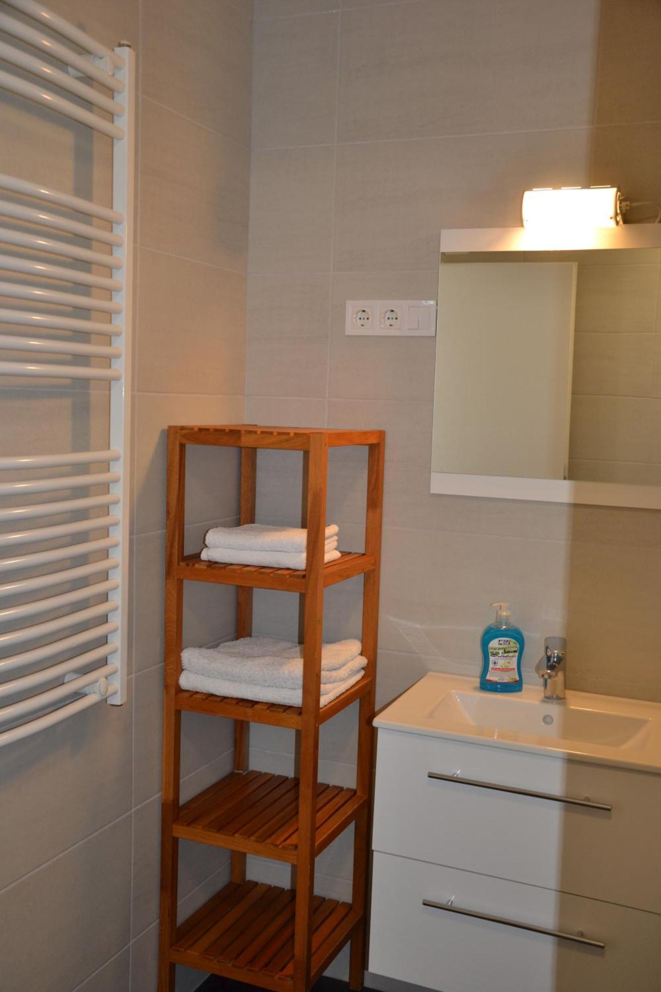 Akvamarin Apartman เคสเท ภายนอก รูปภาพ