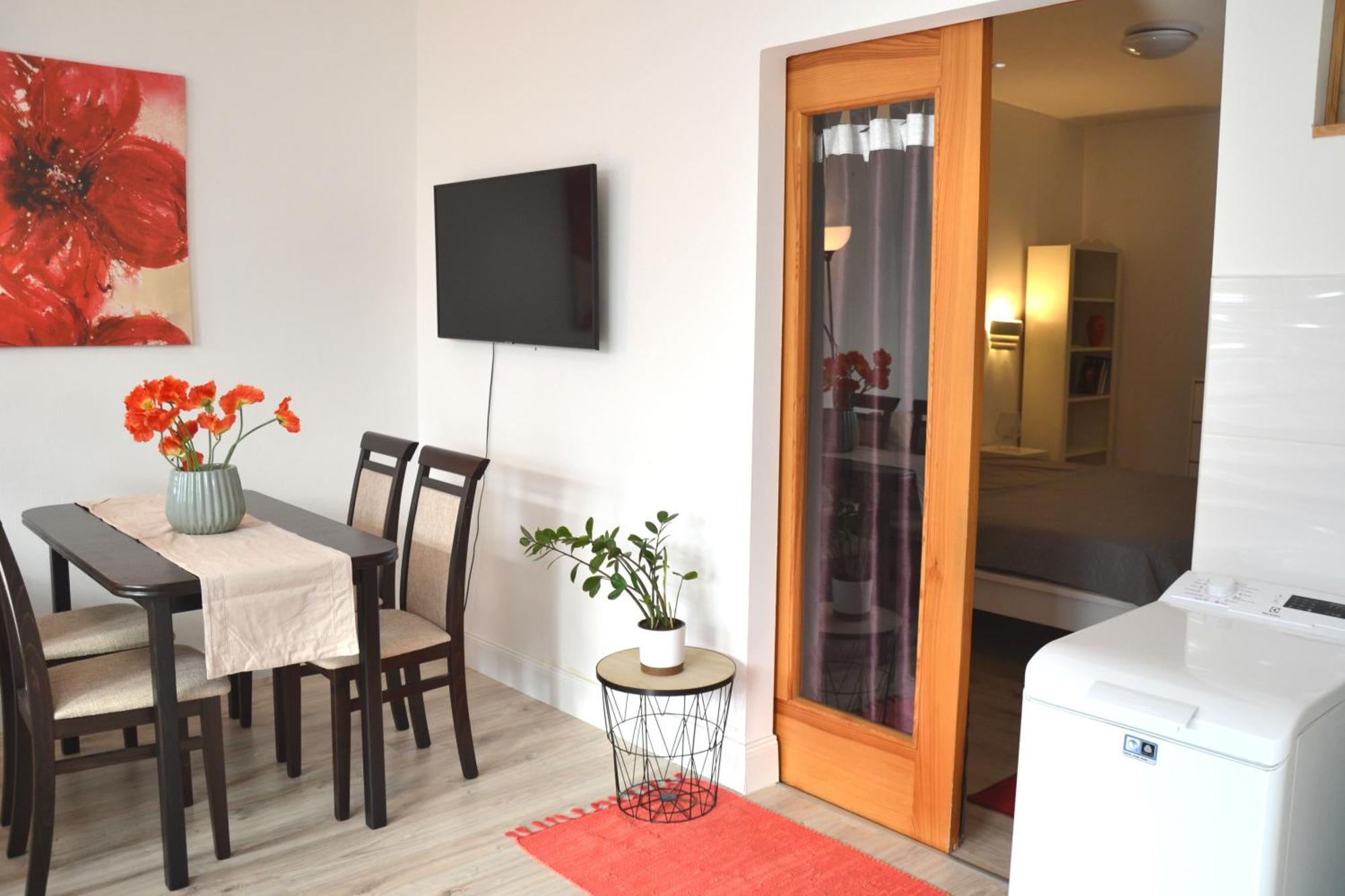 Akvamarin Apartman เคสเท ภายนอก รูปภาพ